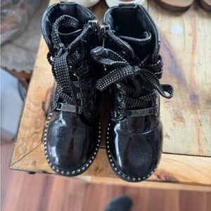 Tahari & Oshkosh girls boots!